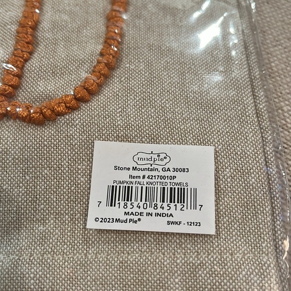 Mud Pie Pumpkin Fall Knotted Towel/NWT - Picture 5 of 6